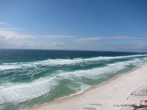 On the beach, sun loungers - Great View and location, Beach/Gulf Front 3BR / 3BA Free WiFi & Beach Serv daily (Panama City Beach)