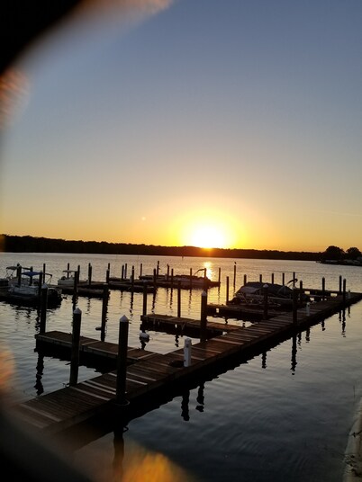 Winter Paradise on the St. Johns River w/deep water boat slip