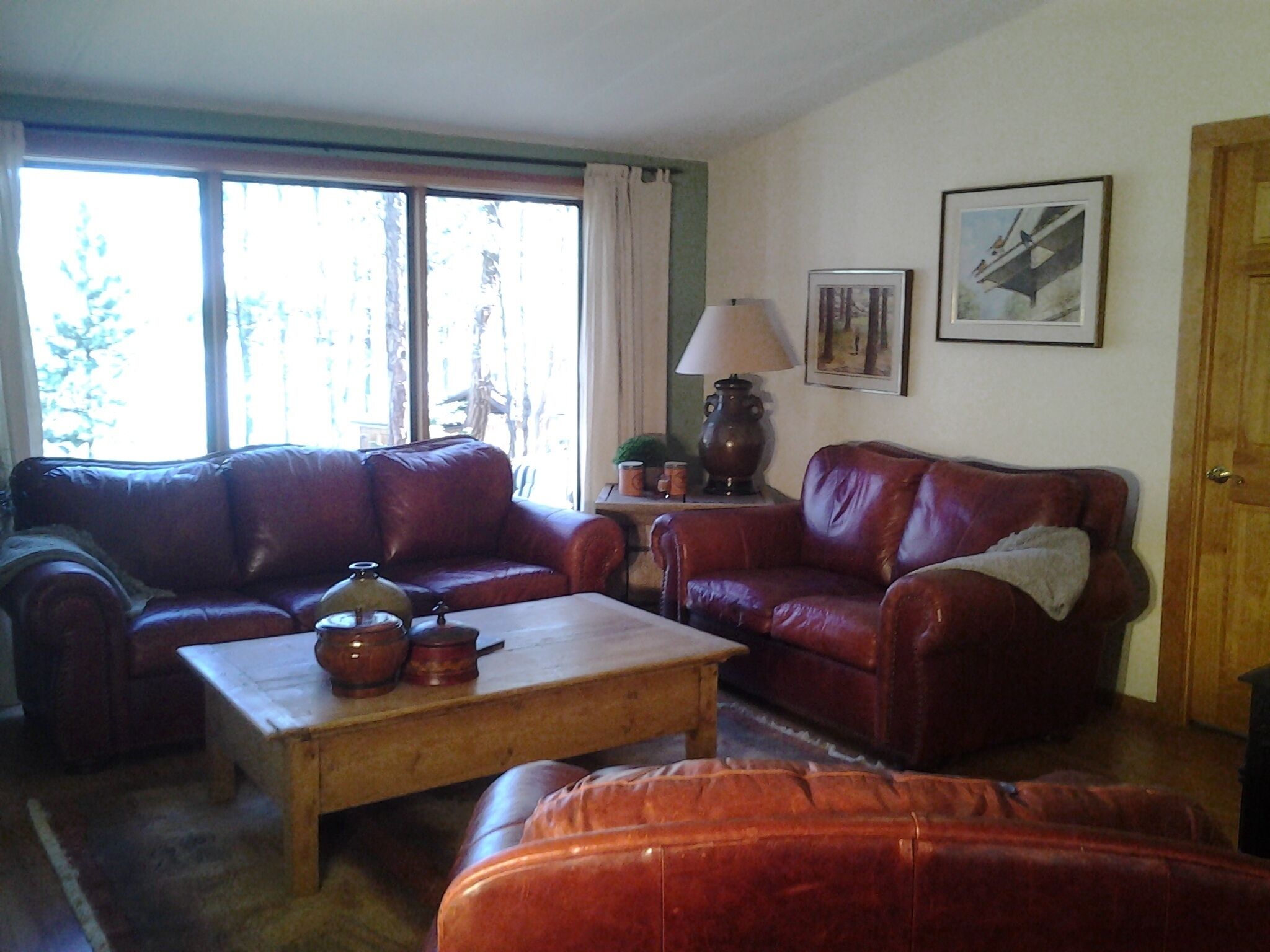 Hot tub, Wi Fi, Pets OK on the canal nice view of reservoir year round-