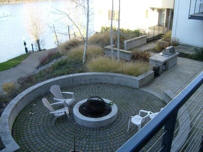 Waterfront Pearl Home Away from Home