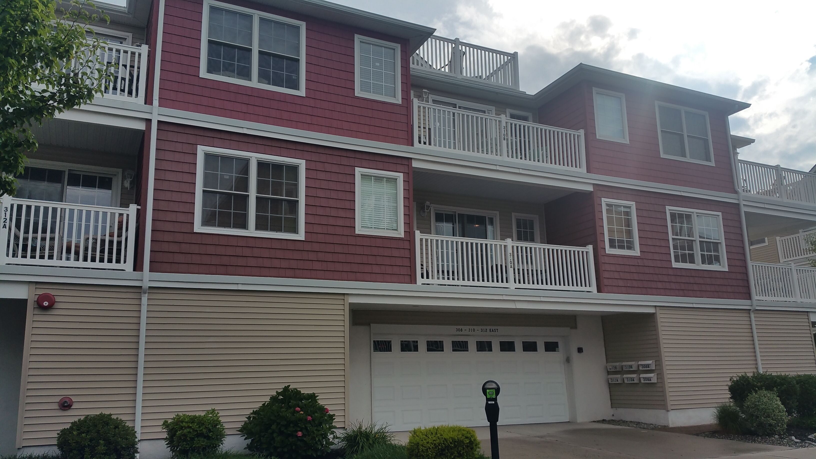 Pool! 1.5 Blocks To Beach/boardwalk! Get The Wks You Want, Almost Sold Out!!