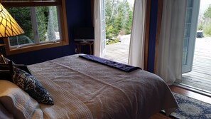 2 sovrum, skrivbord, strykjärn/strykbräda och gratis wi-fi