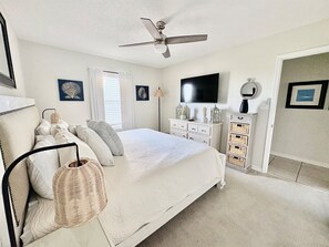 3 chambres, fer et planche à repasser, Wi-Fi gratuit, draps fournis