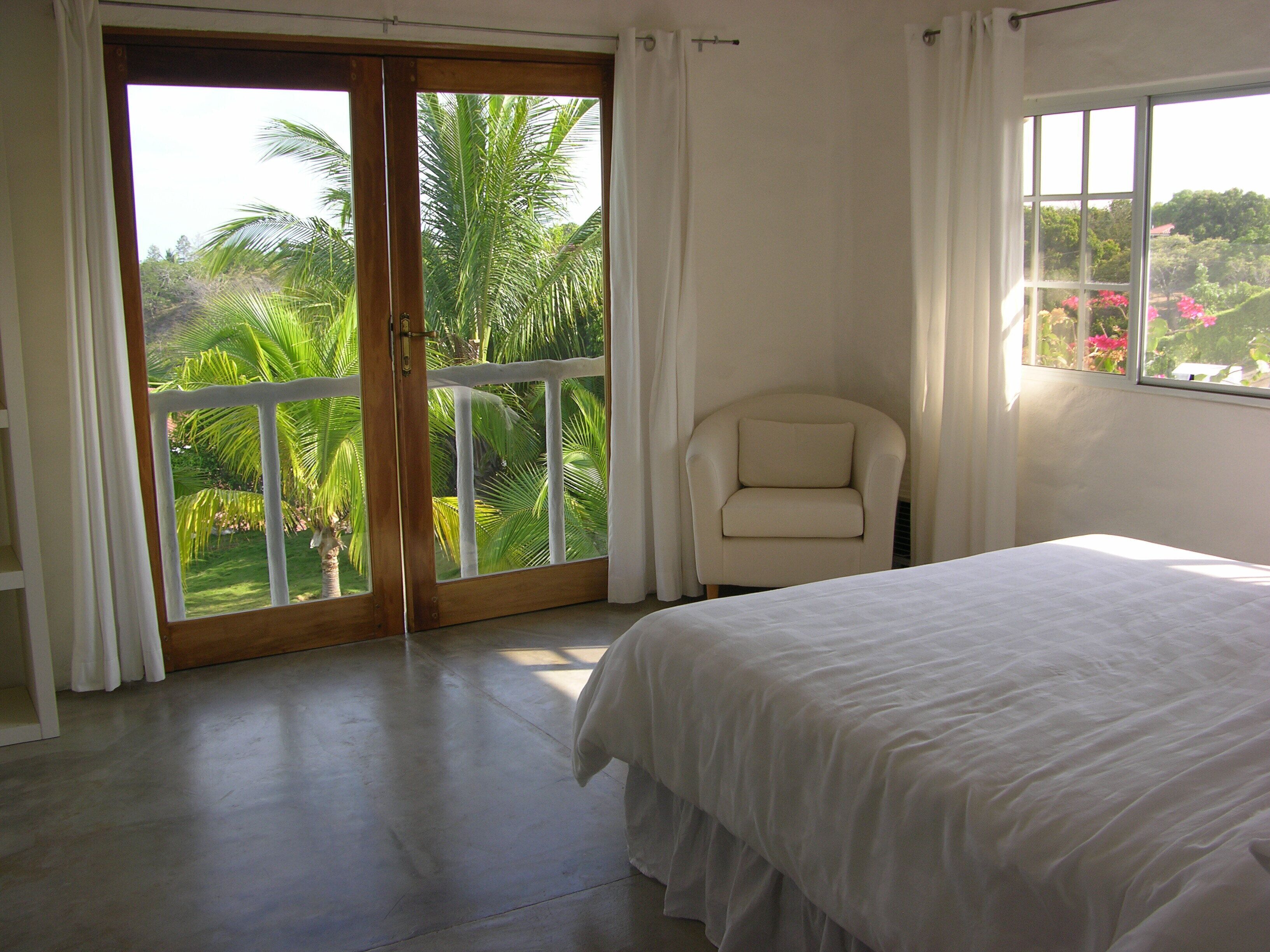 Ocean View Guest Bedroom with Full Bath