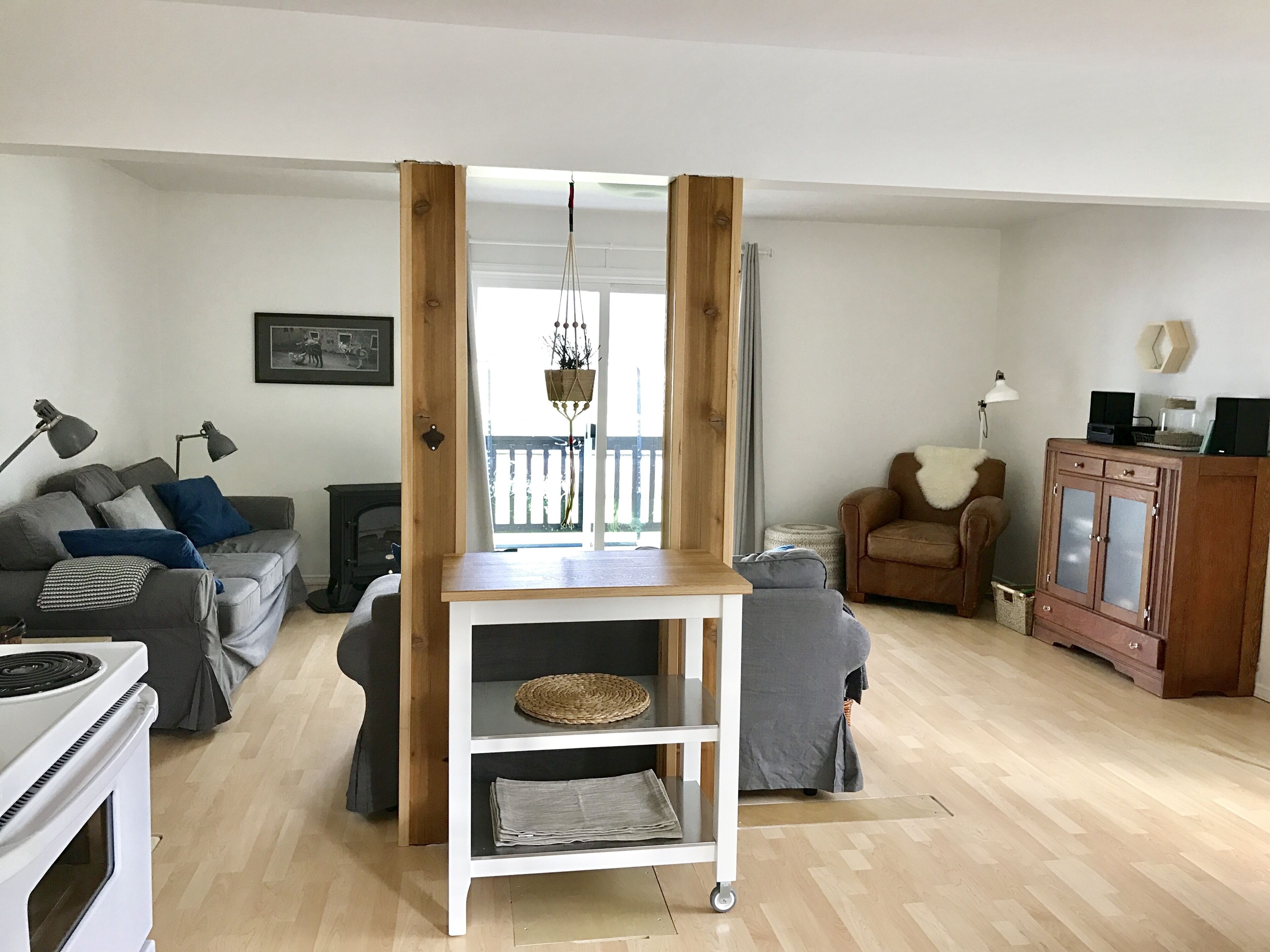 Spacious, Family and Pet-Friendly 4 BR/2 Bath "Seaglass and Surf" 