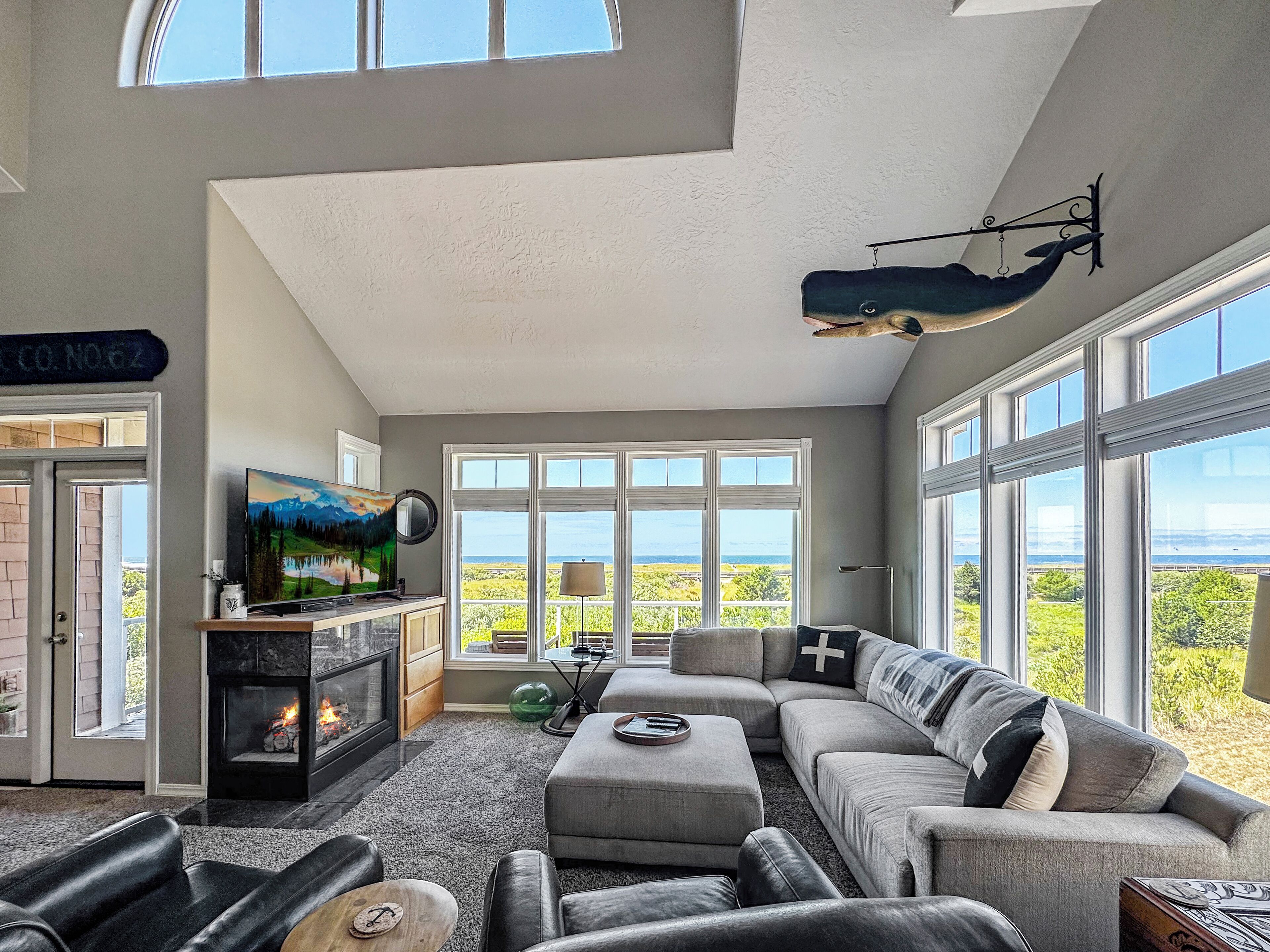 BEACH FRONT boardwalk townhouse downtown Long Beach. Best ocean views in town!