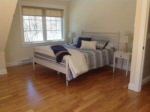 3 bedrooms, iron/ironing board, free WiFi, bed sheets - Beautiful Cape Porpoise Retreat (Kennebunkport)