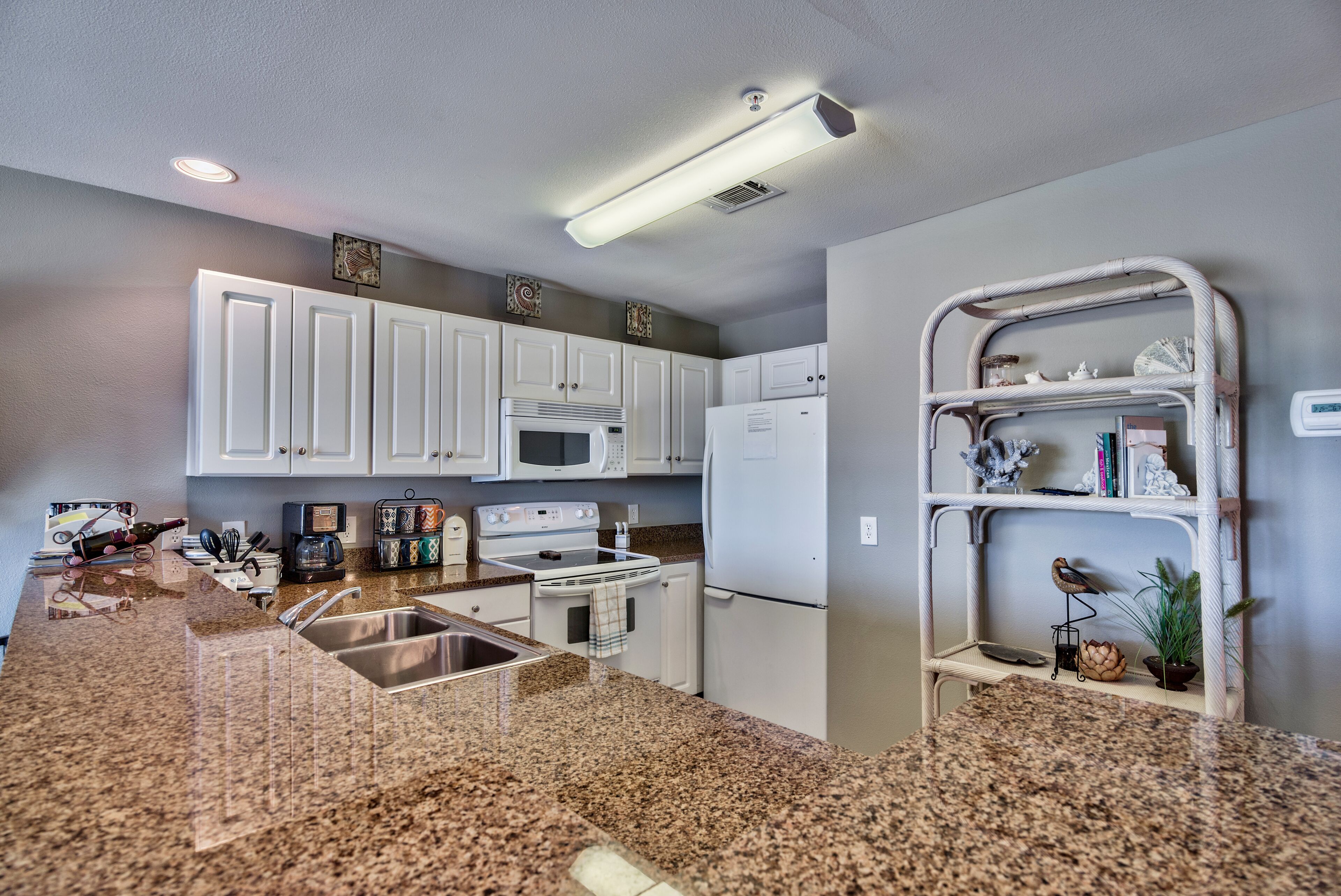 "Perdido Baywatch" at Innerarity Point with LOW RATES and SNOWBIRD SPECIALS!!!