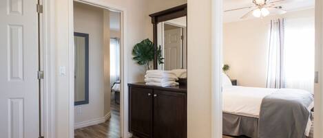 3 Schlafzimmer, Zimmersafe, Bügeleisen/Bügelbrett, WLAN