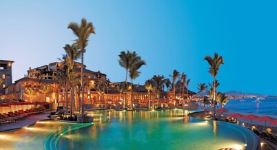 Professionally Decorated, Luxury One Bedroom In Building 5 At The Hacienda