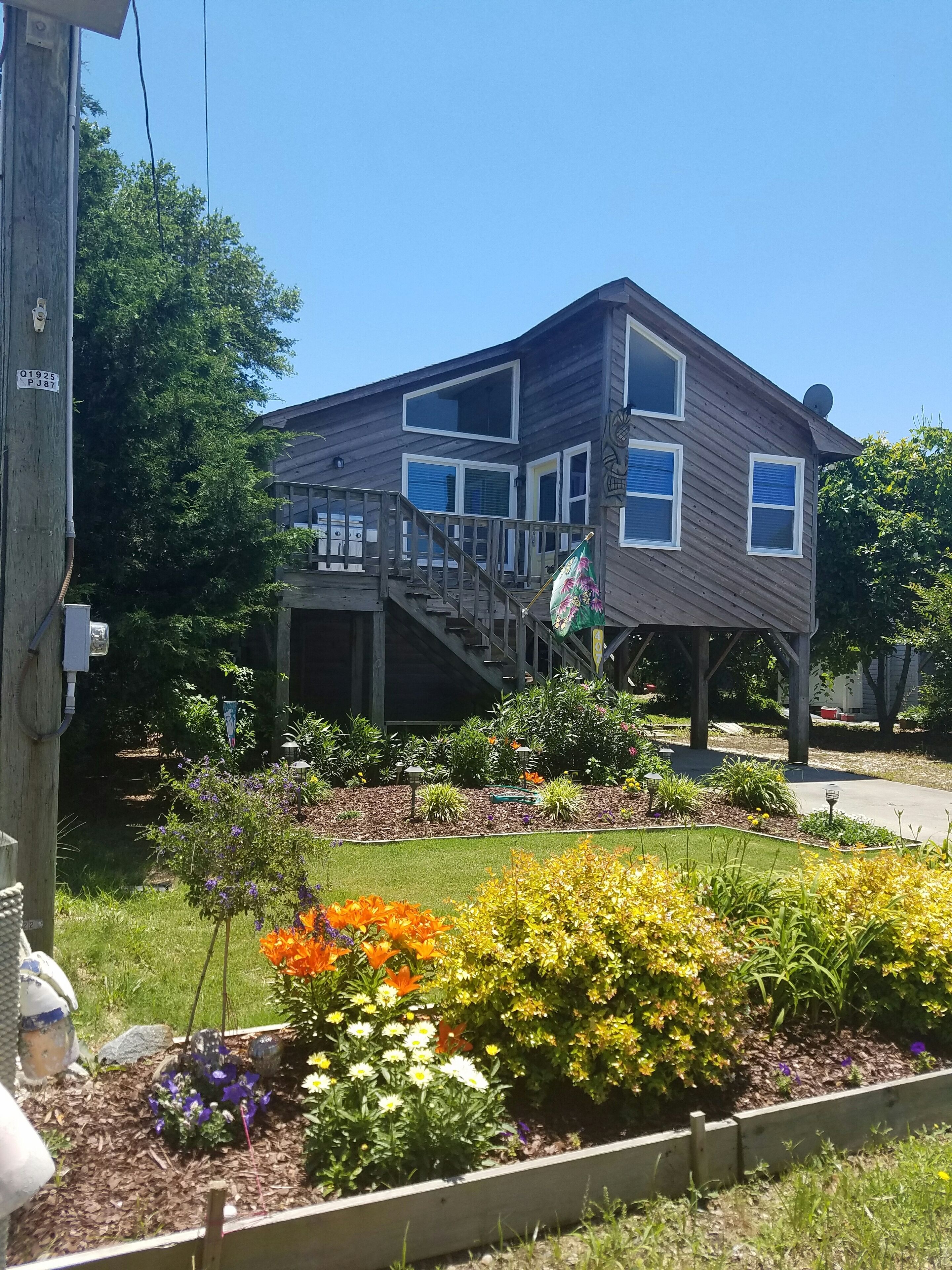 Siren Sound a charming OBX beach cottage in the perfect beach location