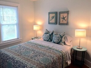 8 bedrooms, iron/ironing board, WiFi, bed sheets