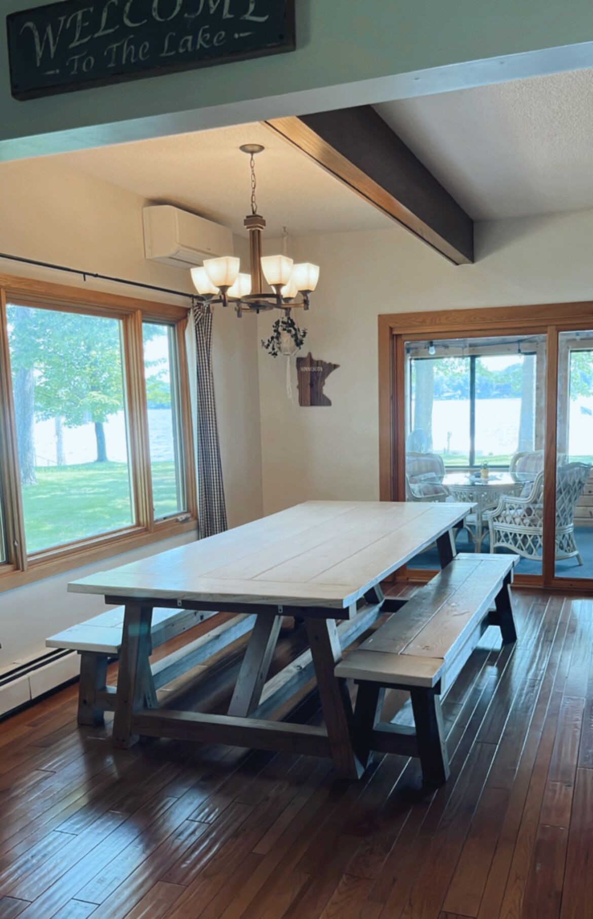 Kitchen table
