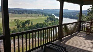Property grounds - Calico Rock Cabin-406 Calico St 302 Chessmond Ferry Rd viewing the White River (Calico Rock)