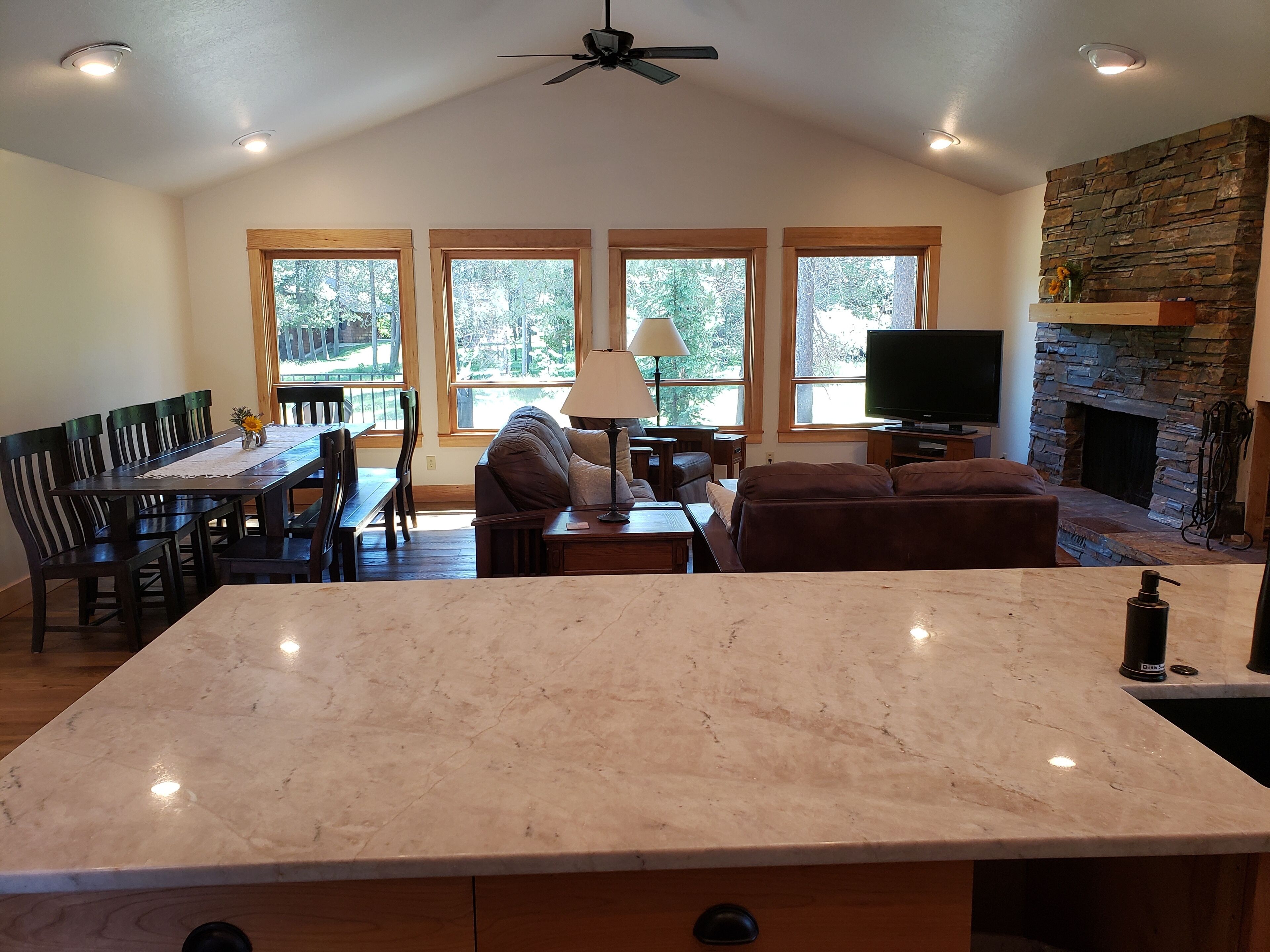 Smart TV, fireplace, table football, ping pong