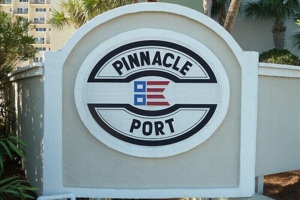 PINNACLE PORT
PANAMA CITY BEACH FL