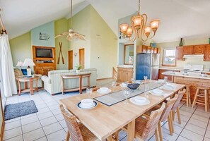 Interior - Semi-Oceanfront Dog Friendly Home with Hot Tub, Wet Bar, Grill, and Ocean Views! (Avon)