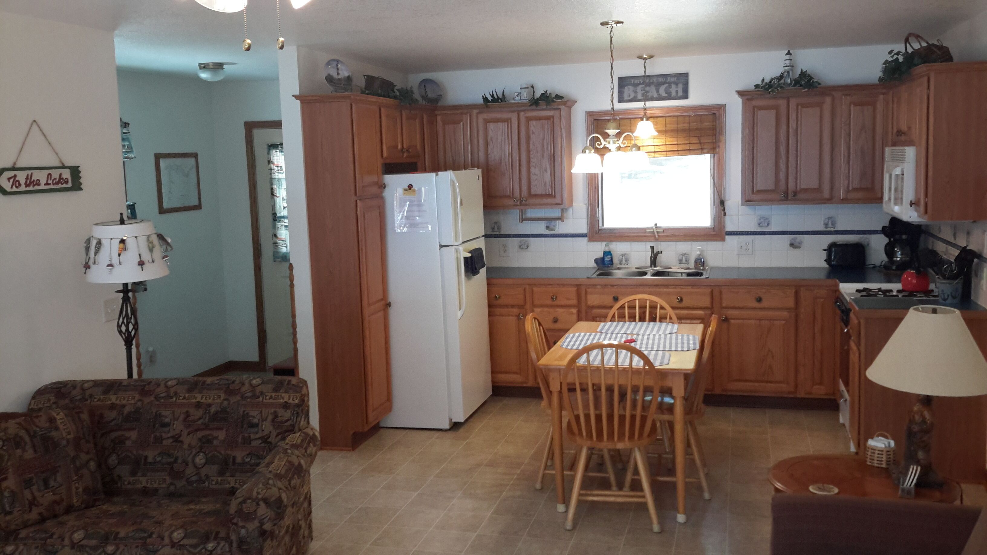 Upper Hamlin Lake All Seasons Cottage