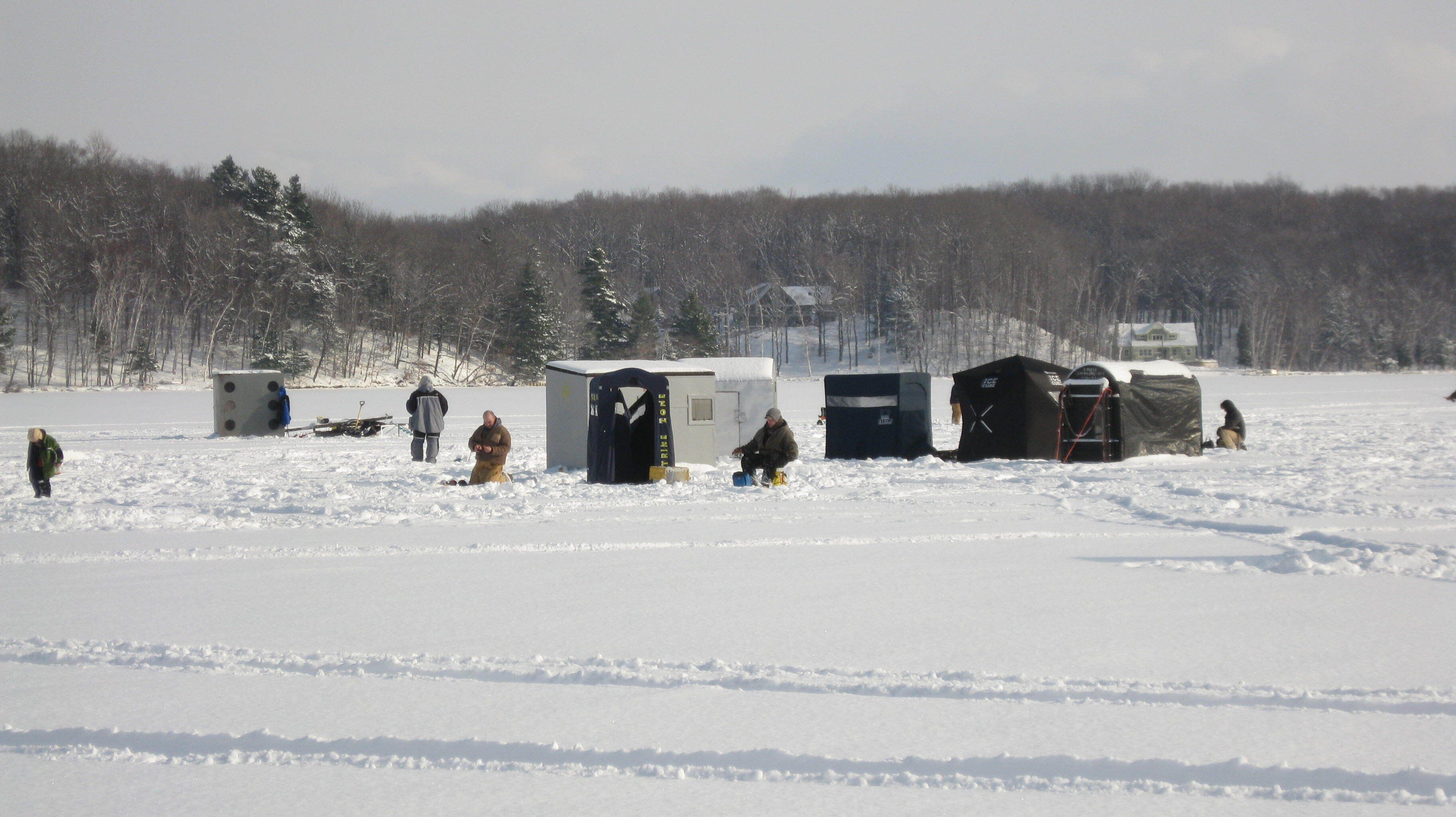 Upper Hamlin Lake All Seasons Cottage