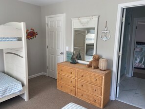 5 bedrooms, desk, iron/ironing board, travel cot