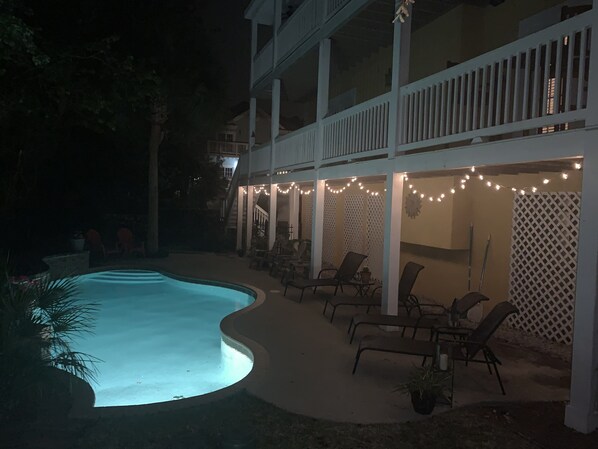 Outdoor pool, a heated pool