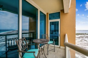 Outdoor dining - P3-1408 Portofino Tower 3 - Perfect for your Family Vacation! (Pensacola Beach)