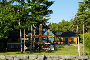 Exterior - Crystal Clear Lake Water with Spectacular Sandy Beach and Million Dollar Sunsets (Willsboro)