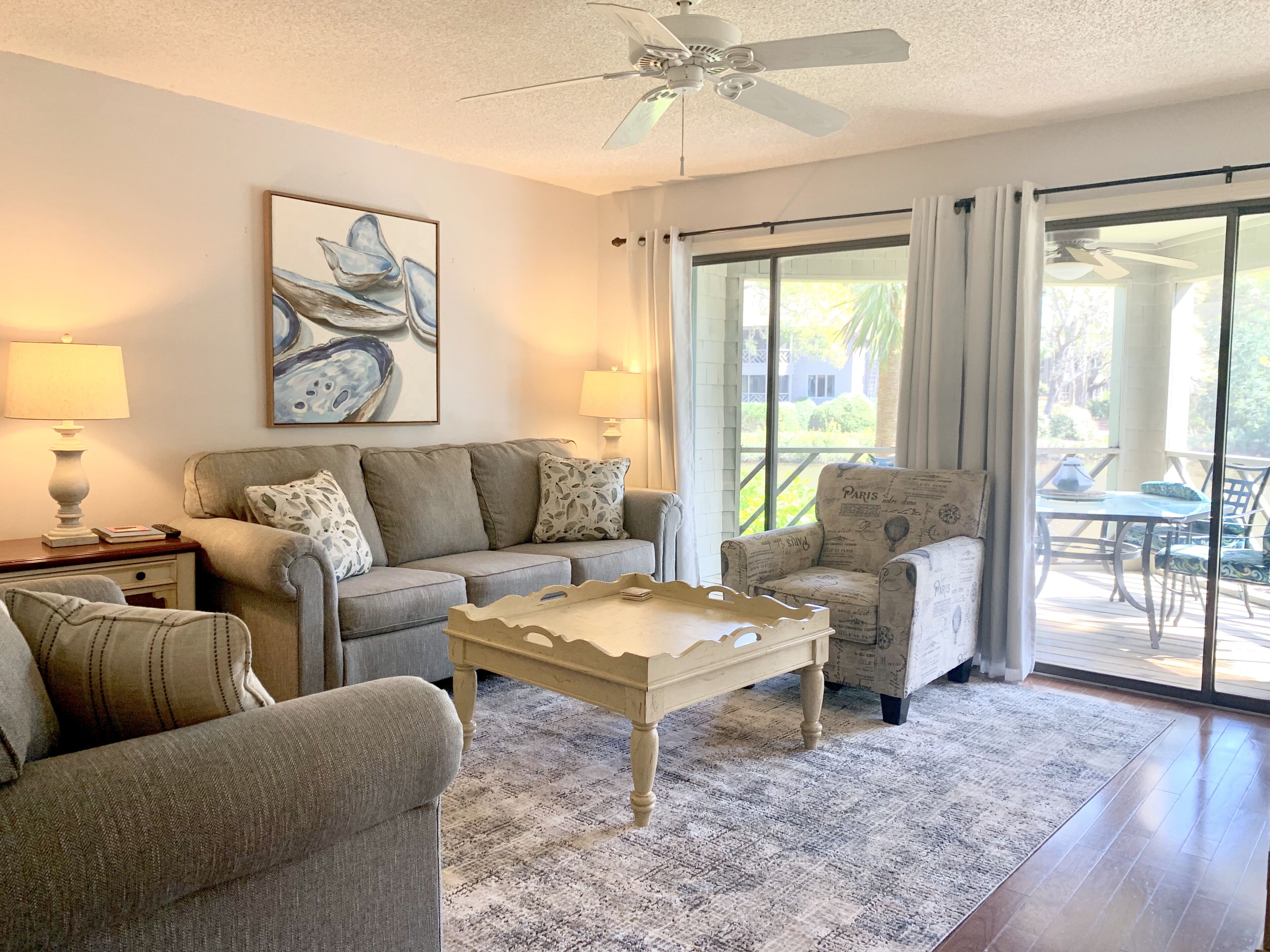 Smart TV, DVD player