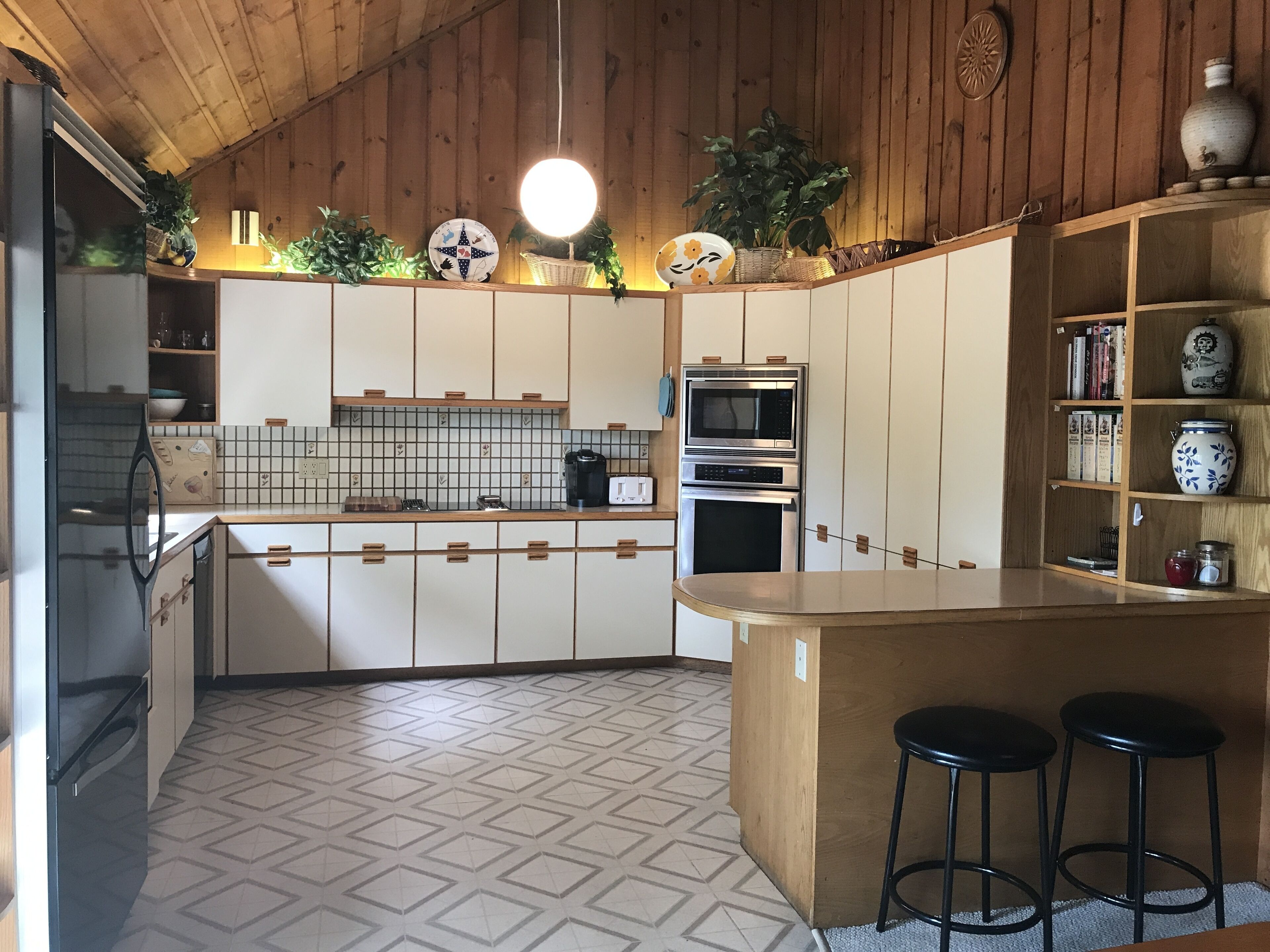 Single family home steps from Loon Mountain