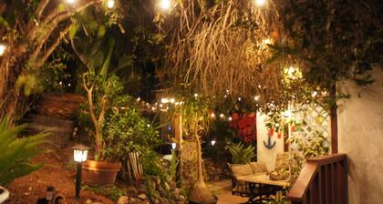 Ocean View Laguna Beach Cottage & Yksityinen puutarha 600 m päässä Thousand Steps Beachistä