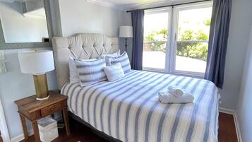 2 bedrooms, iron/ironing board, WiFi (free), bed sheets