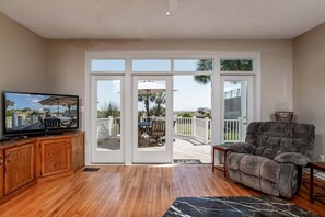 Smart TV, table football, ping pong, books