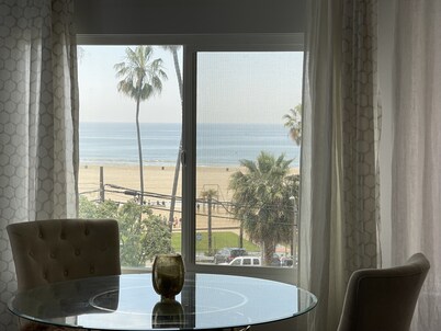 Two bedroom apt  on the beach with ocean view!! 