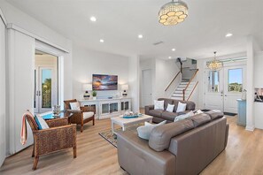 TV, DVD player, offices