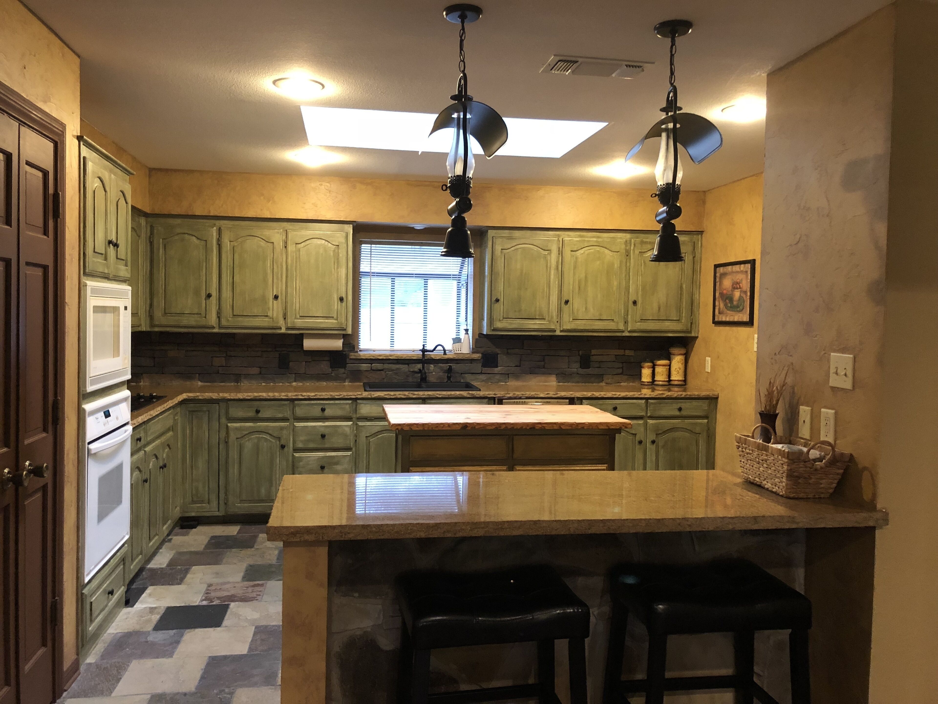 Picture Perfect Golf Course Lot! Golfer or not - No denying the beauty !!!