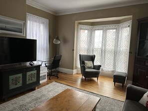 Smart TV, Netflix, streaming services