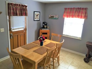 Dining - LAKEFRONT Lakehouse with Boat Ramp and Private Dock (Sevierville)