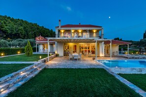 Exterior - Luxury Villa with Private Pool in Skopelos, Ideal for Families, Aelia by Kardous (Skopelos)