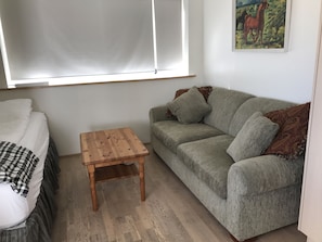 Interior - Nice Holiday Apartment, Centrally Located With Spectacular Sea And Mountain View (Akureyri)