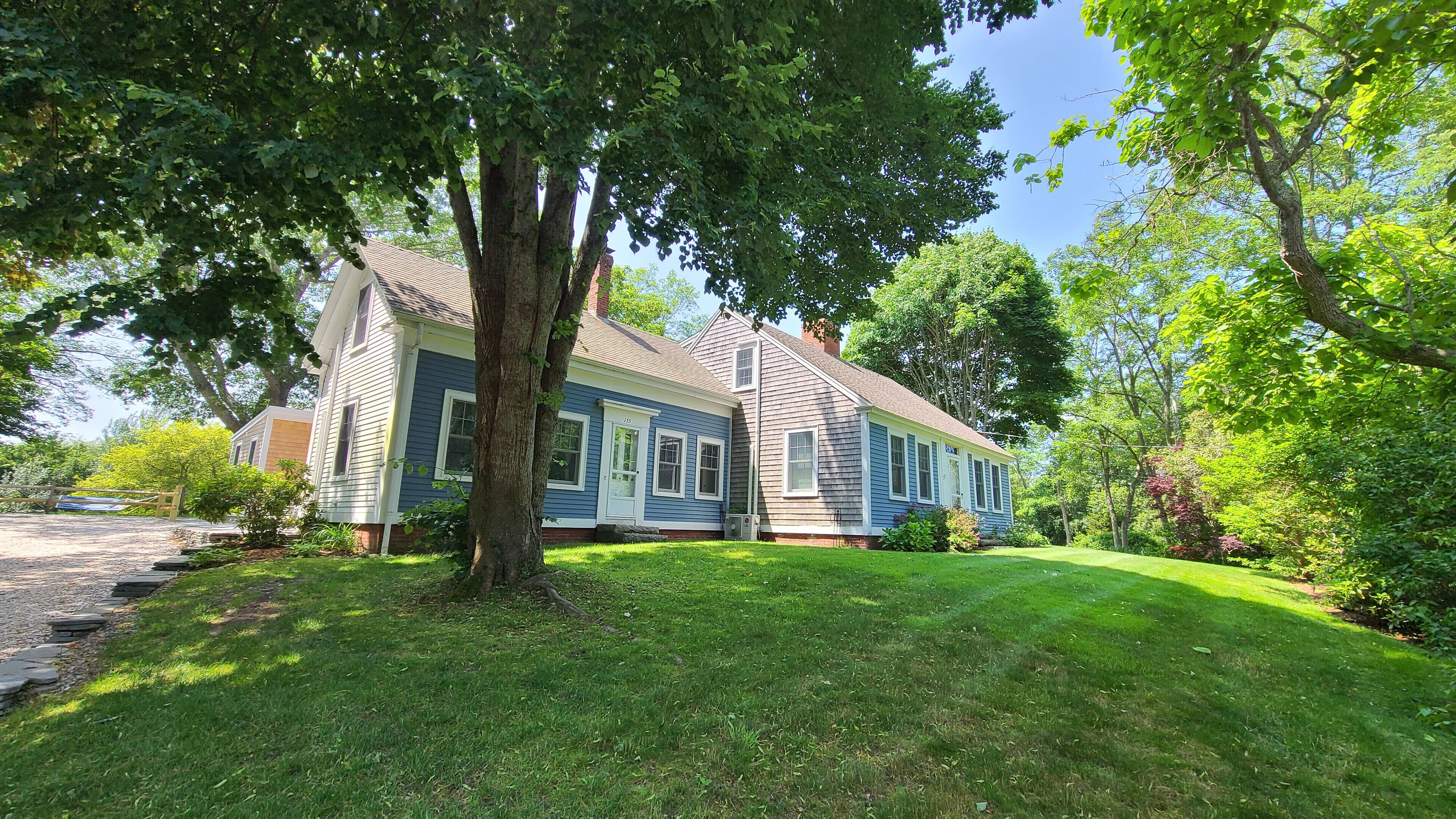 Stunning 6BD --A/C, Wonderful Deck & Yard, Walk to Town