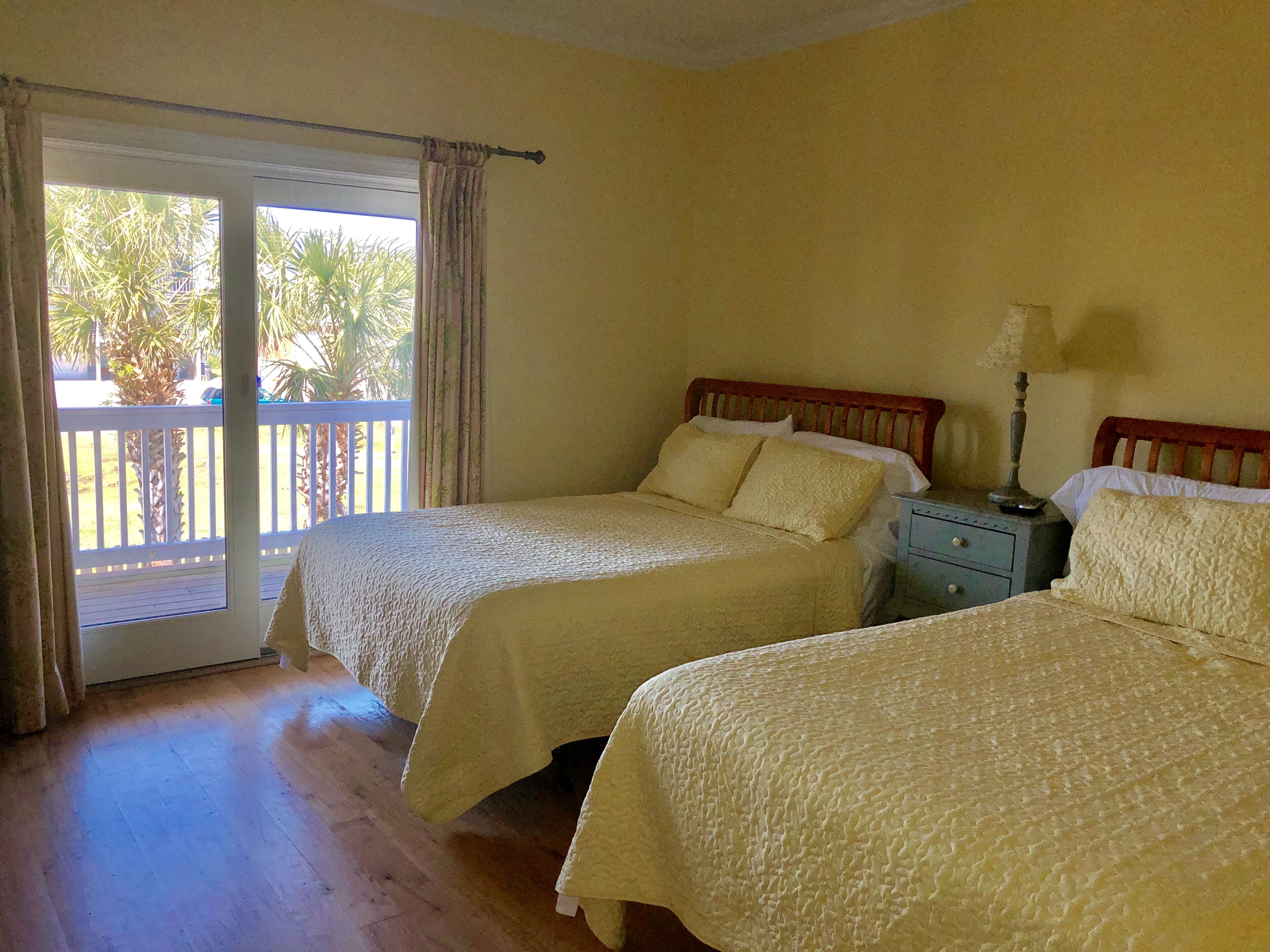 Ocean & Canal Views** Pool** Sleeps 11