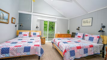 2 bedrooms, desk, iron/ironing board, free WiFi