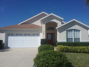 Exterior - Step into the villa and you will go WOW!!!-3 miles to Disney (Kissimmee)