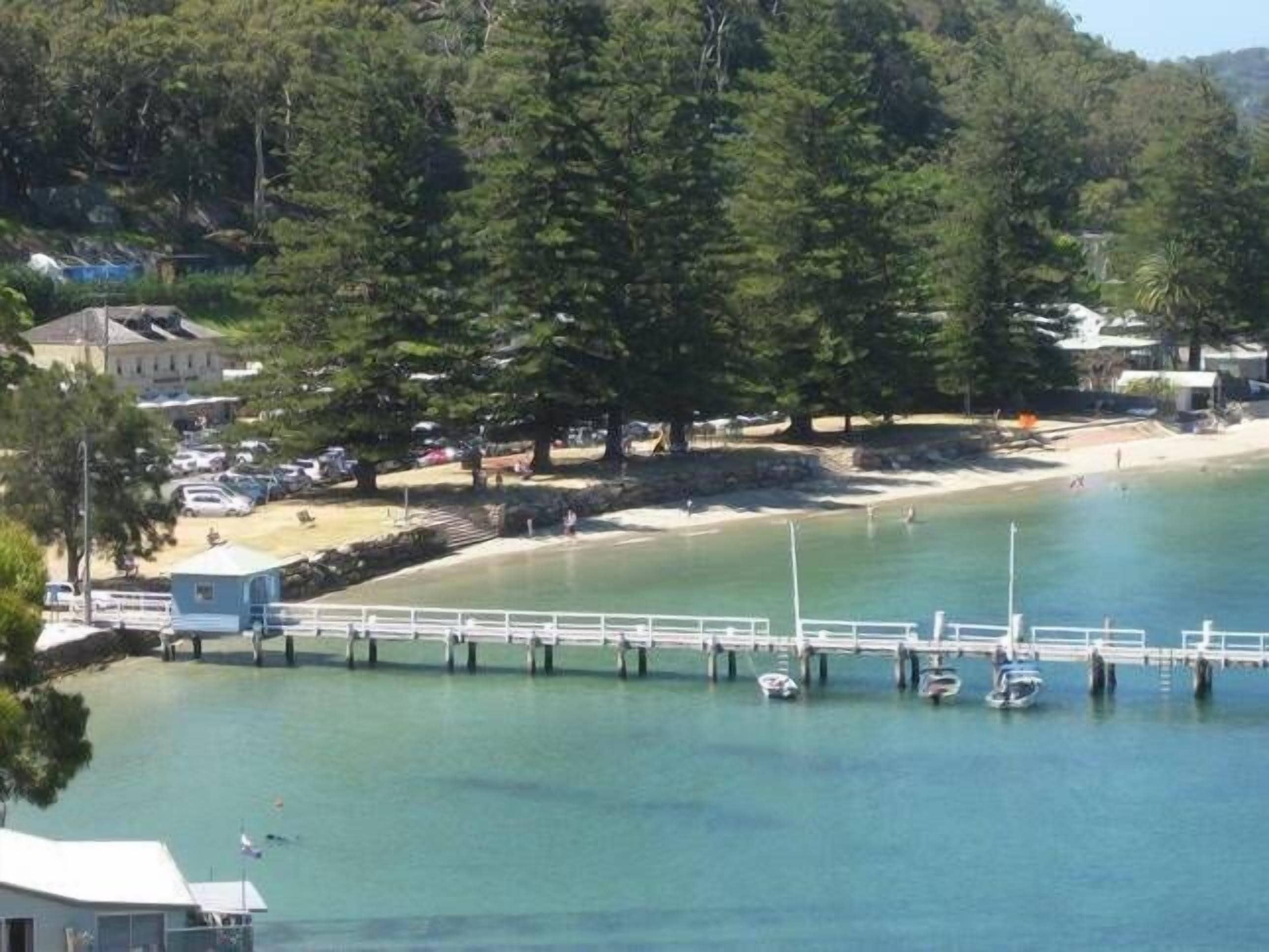 ROMANTIC YACHT STAY FOR TWO AT PALM BEACH — image 14