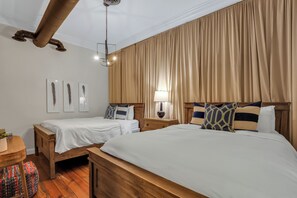5 chambres, fer et planche à repasser, Wi-Fi gratuit, draps fournis