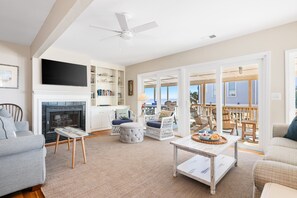 Fernseher, DVD-Player