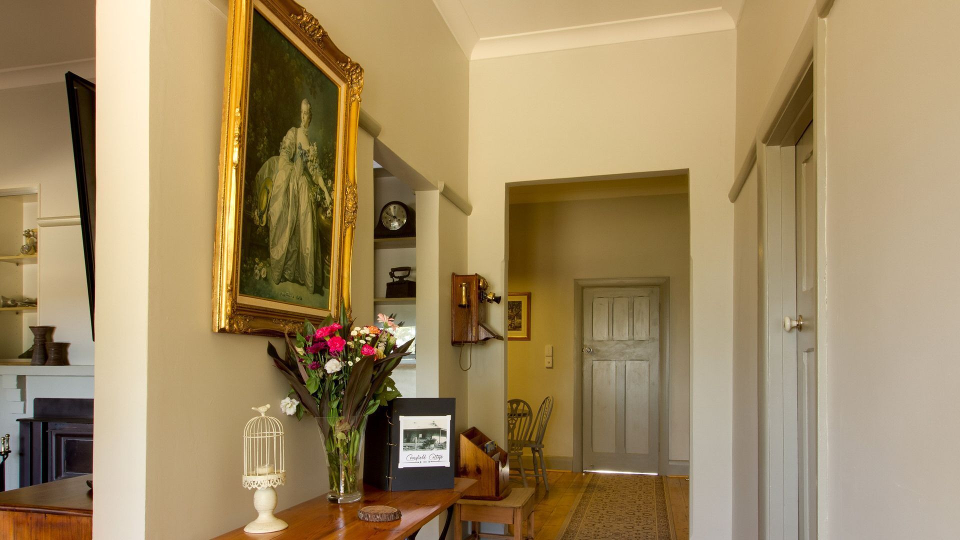 Cosy Crossfield Cottage Bed & Breakfast — image 4