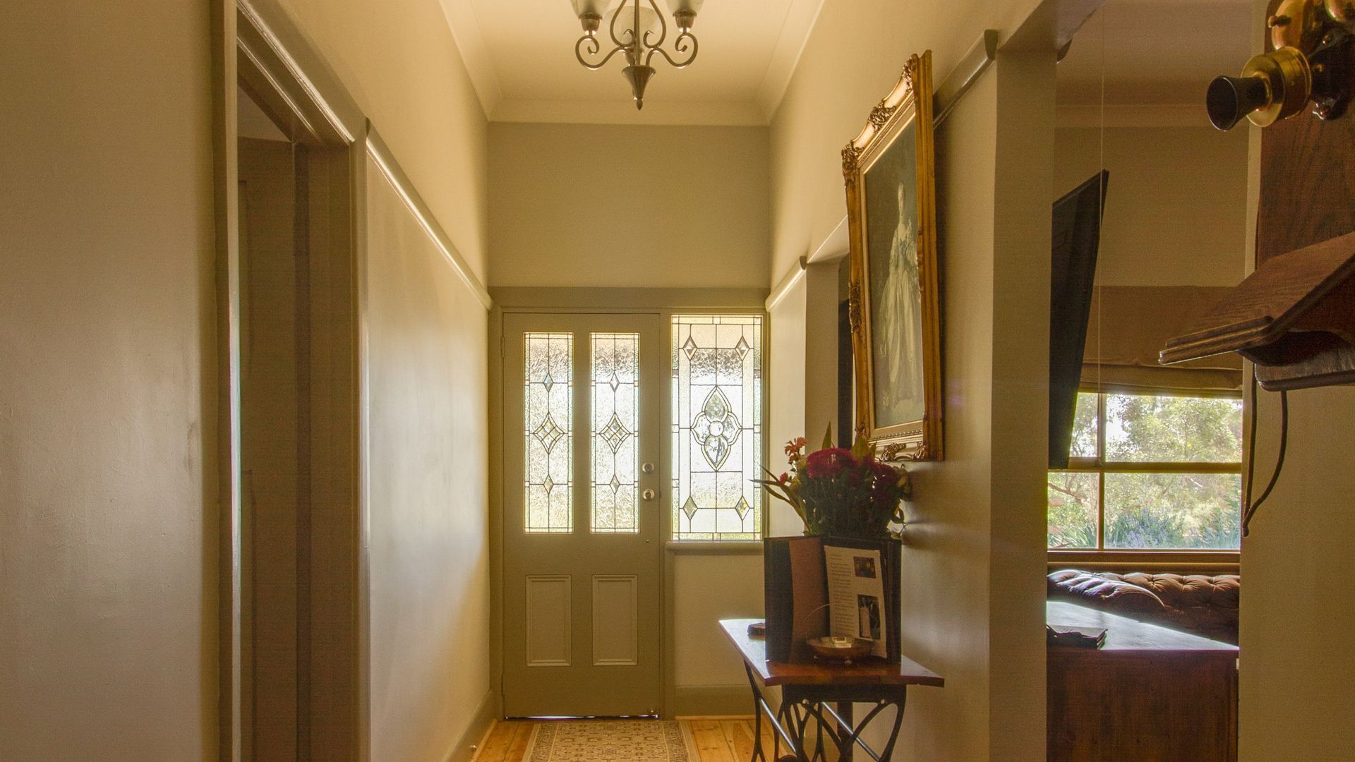 Cosy Crossfield Cottage Bed & Breakfast — image 3