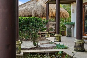 Terrace/patio - "La Cabane" - Private Pool (Copacabana)