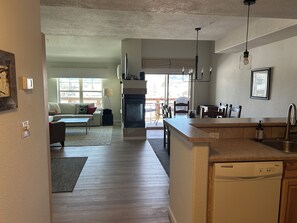 Unclassified image, 2 of 35, button - Spacious waterfront home with views and location (Fraser)